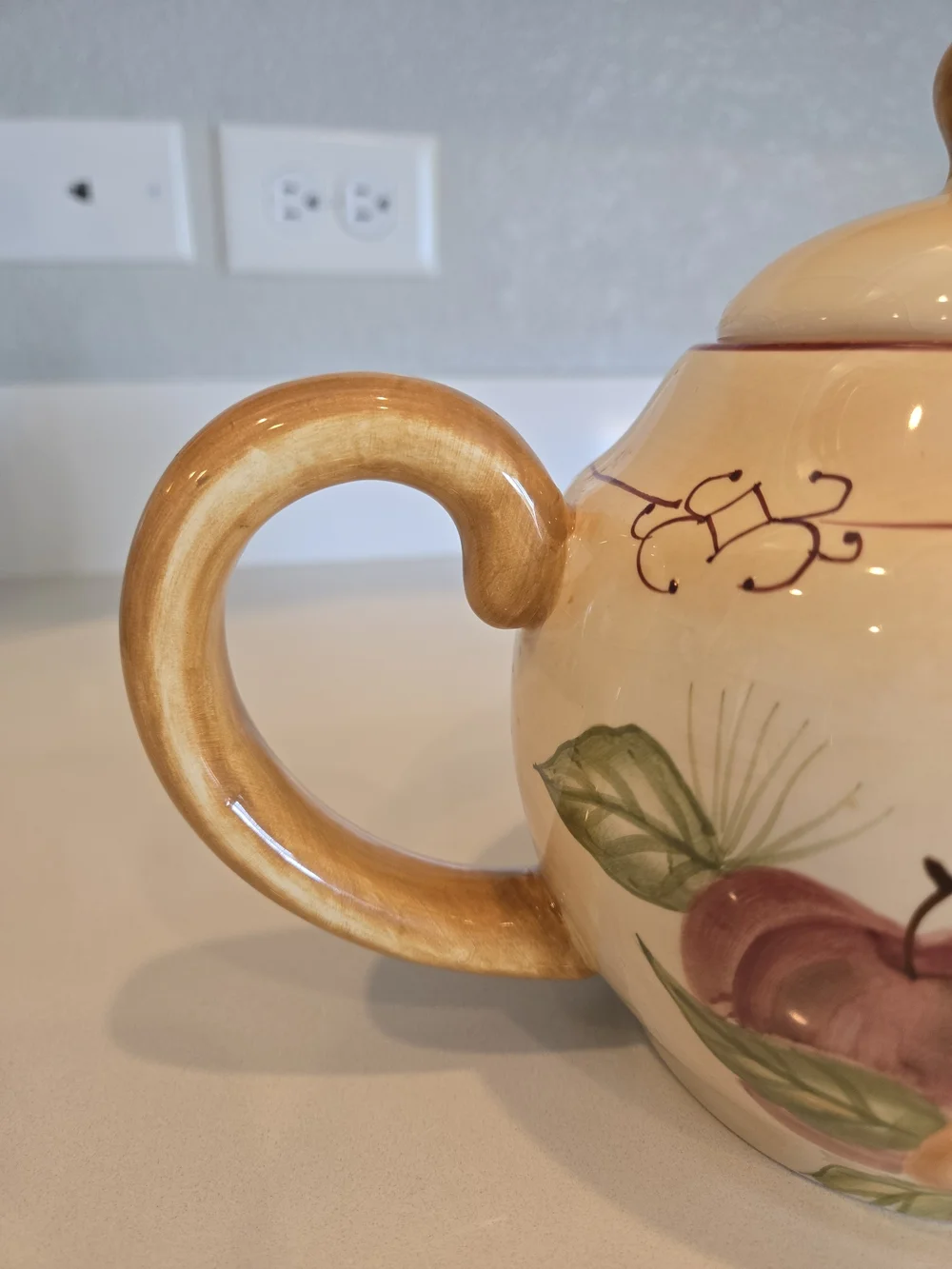 Crate&Barrel Cream Winter Fruits Teapot